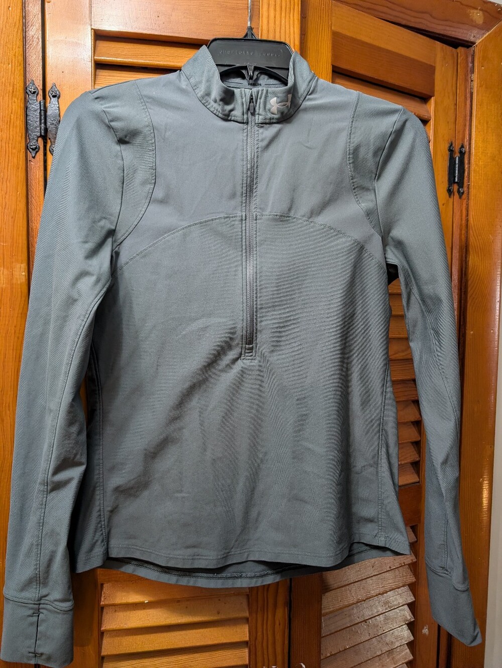 Under Armour Women's Gray Quarter Zip Pullover S